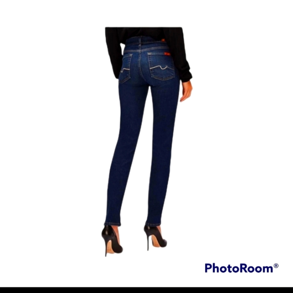 7 for Mankind Kimmi Jean, size 28.  Almost brand new.  Dark blue denim